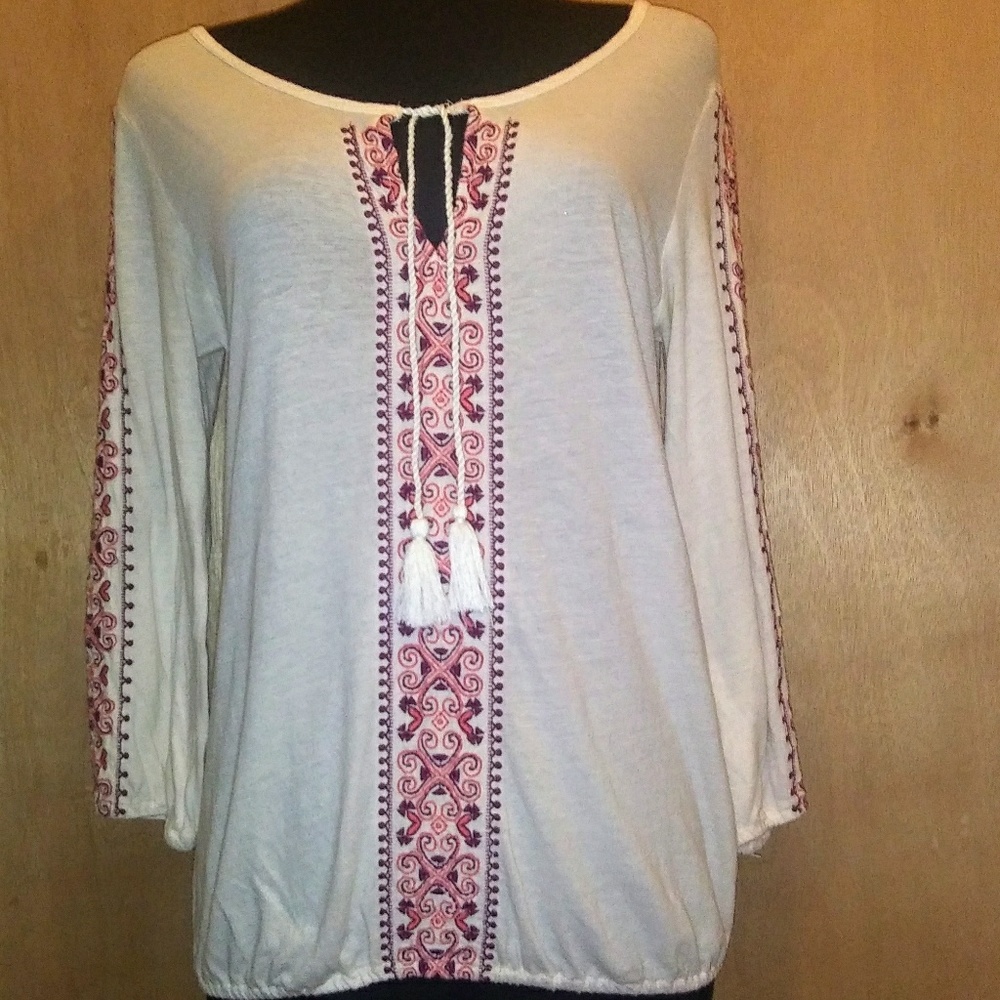 Lucky Brand. Light Sweater